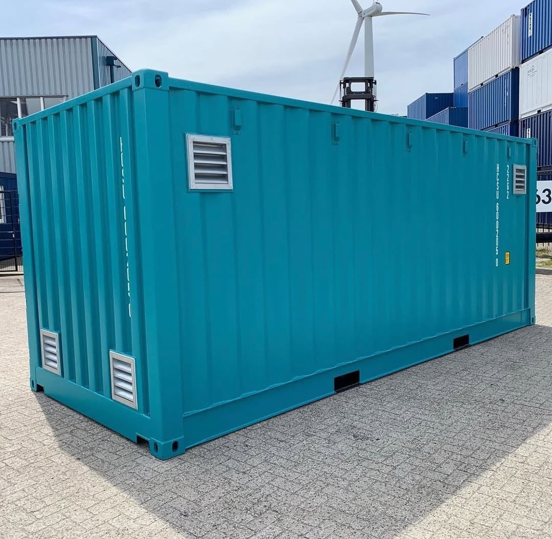 20ft Shipping Container / Durable Steel Storage
