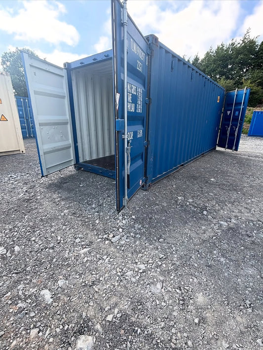 20ft Shipping Container / Secure storage solution